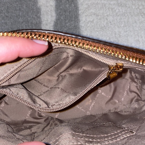 Michael Kors Adele MD Dome Crossbody Leather Bag - Picture 5 of 5